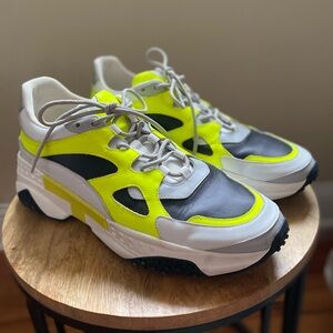 TOD’S Vibrant Neon and Black Athletic Shoes